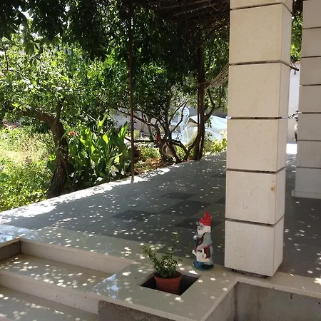 Cebalo - Ekonomija Apartment